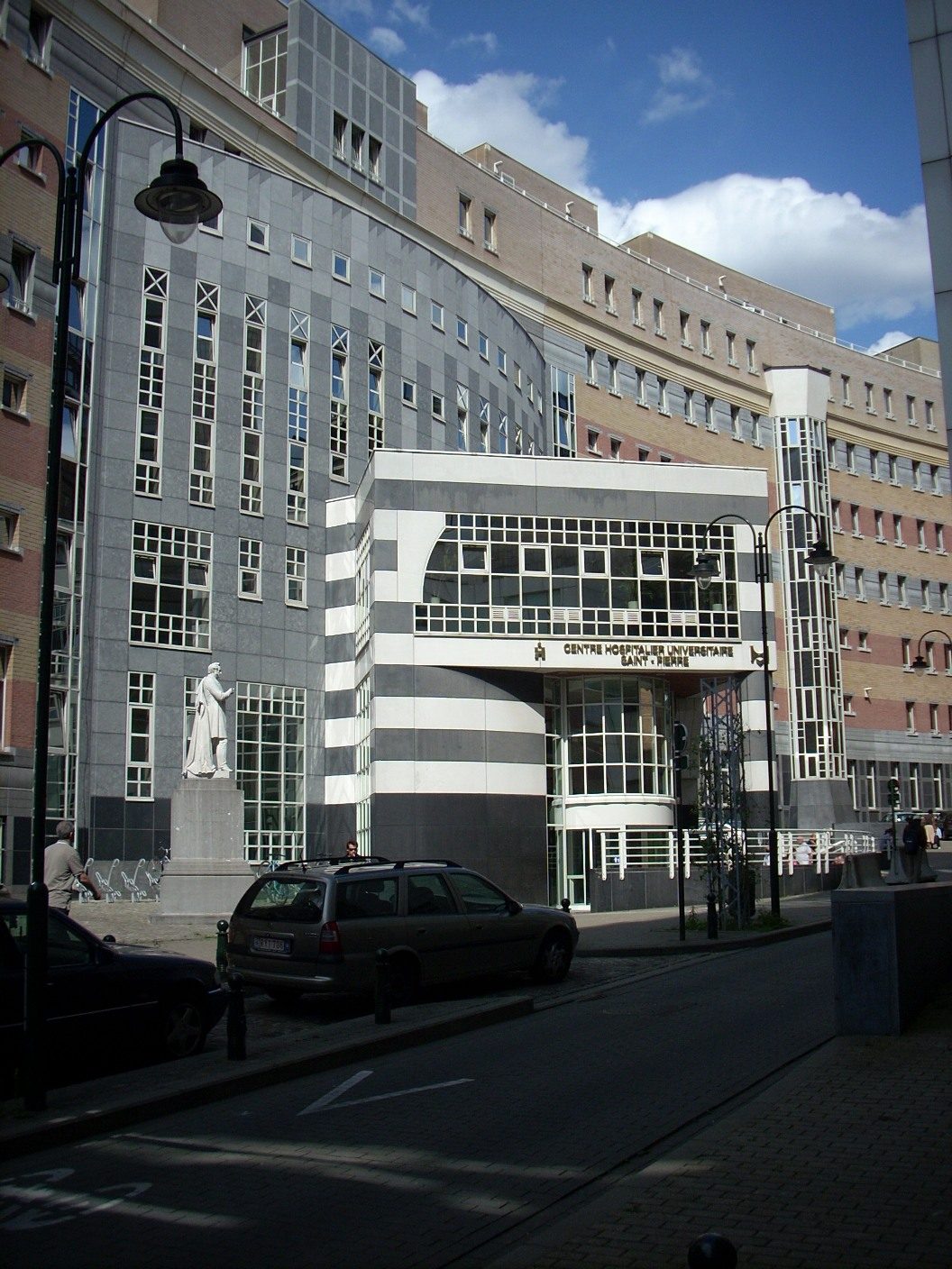 Saint-Pierre%20Hospital%2C%20Brussels%20-%2006.JPG